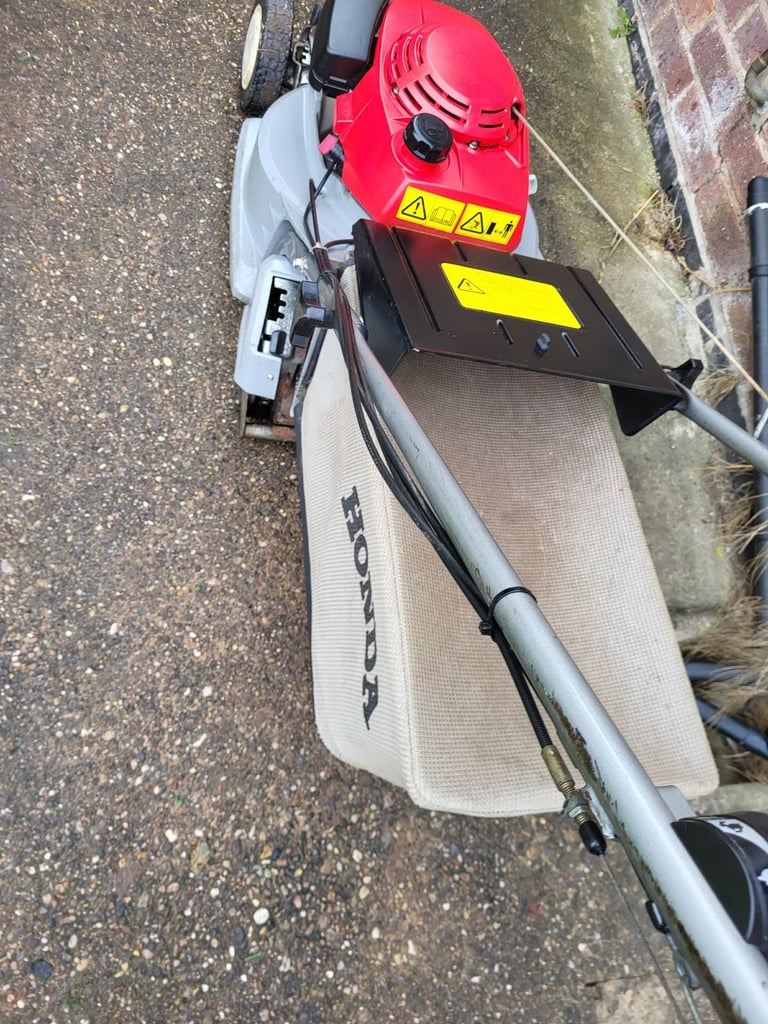 HONDA, HRB423, PETROL LAWNMOWER 