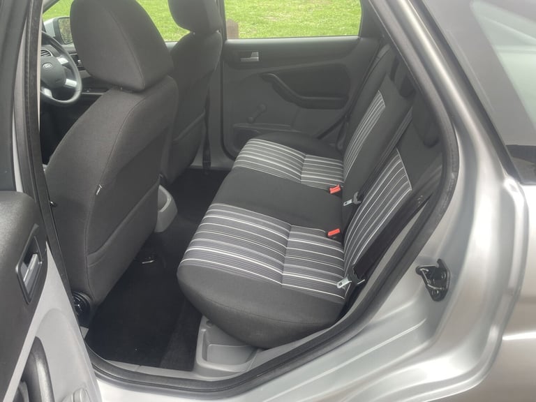 FORD FOCUS 1.6 Style 2010