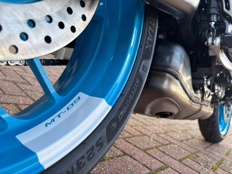 YAMAHA MT-09 - ICE STORM - BRAND NEW - SAVE OVER 500 AT CRESCENT YAMAHA!