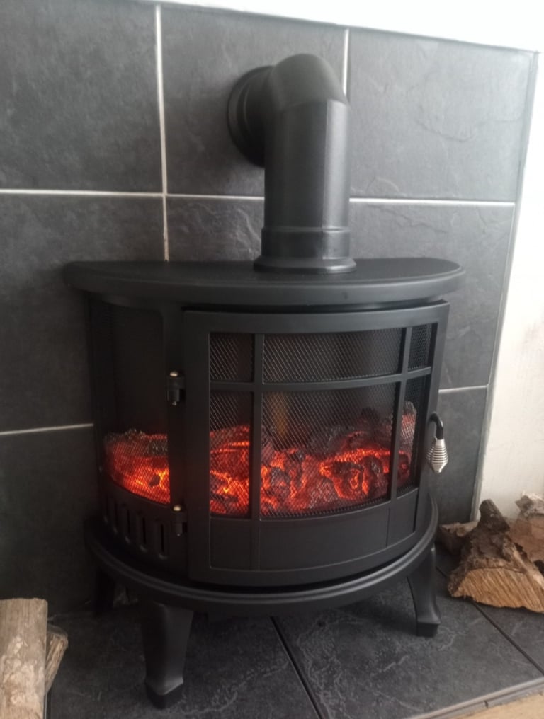Log effect electric fire in perfect condition 