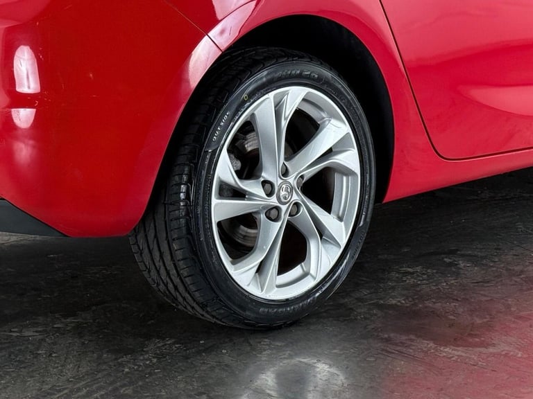 2018 Vauxhall Astra 1.4i SRi Euro 6 5dr Hatchback Petrol Manual