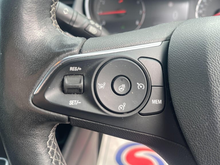 2021 Vauxhall Crossland 1.2 Turbo Elite Nav Auto Euro 6 (s/s) 5dr HATCHBACK Petrol Automatic