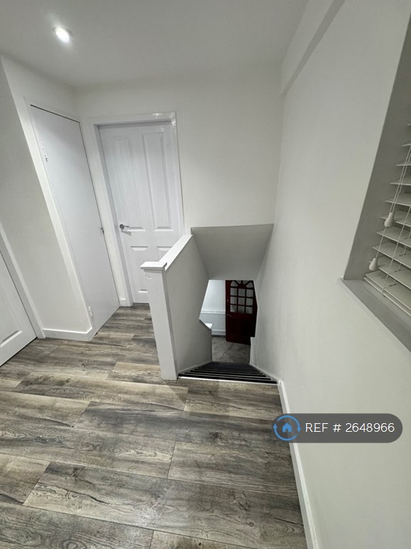 4 bedroom house in Bouvier Road, Enfield, EN3 (4 bed) (#2648966)