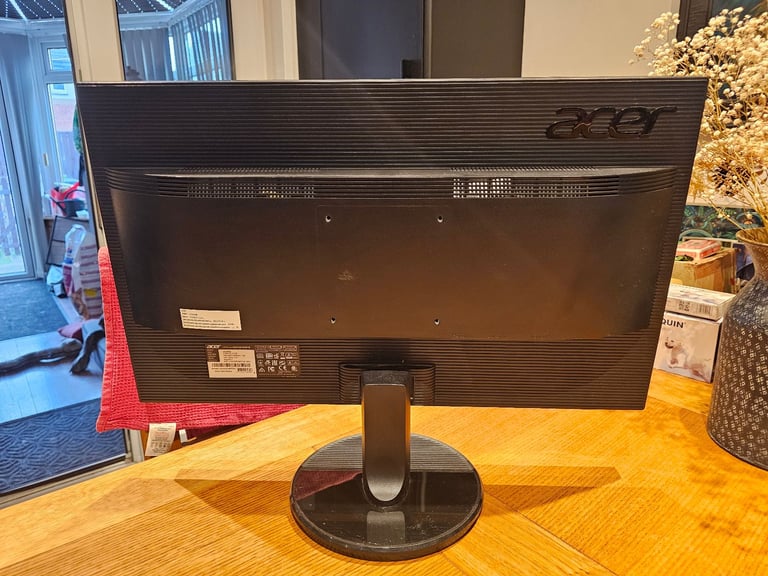 Acer K242HQL, 24'' Monitor Screen, HDMI and Power Cable Included. For Sale