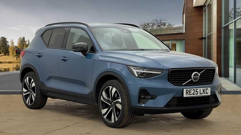 image for  Volvo XC40 Ultra, B3 Mild hybrid, Petrol, Dark Petrol/Electric Hybrid Automatic
