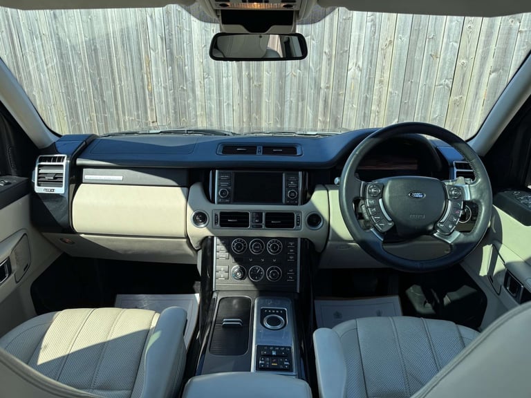2012 Land Rover Range Rover 4.4 Range Rover Vogue SE TDV8 Automatic 4WD 5dr - NATIONAL DELIVERY* ...