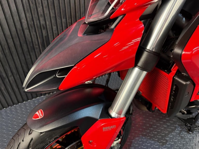 2015 Ducati Hyperstrada 821 821 Euro 3