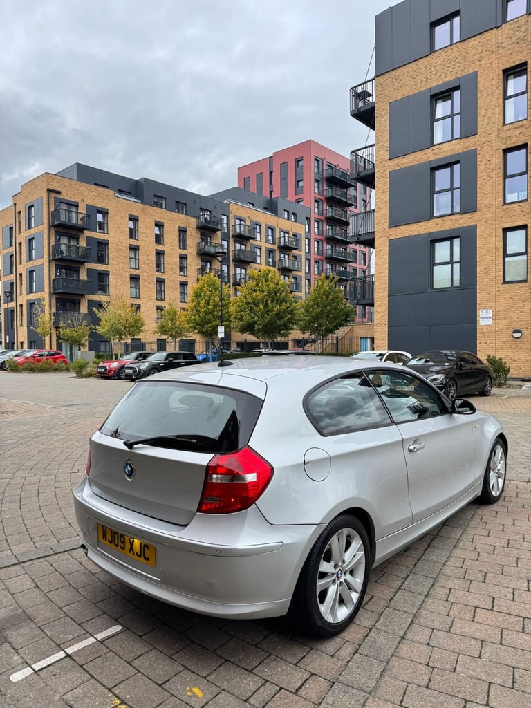 BMW, 1 SERIES, Hatchback, 2009, Manual, 1995 (cc), 3 doors