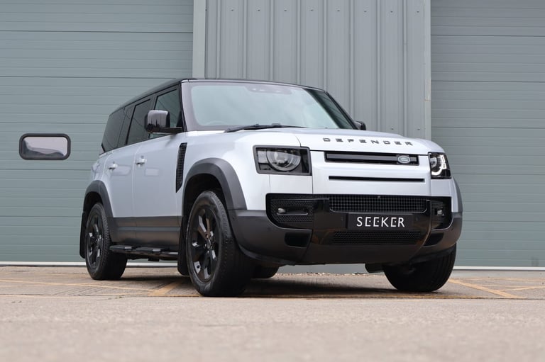 2021 Land Rover Defender 110 110 HARD TOP SE MHEV with full dealer history and genuine rear seats...
