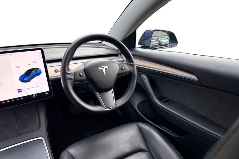 2021 Tesla Model 3 (Dual Motor) Long Range Auto 4WDE 4dr Saloon ELECTRIC Automatic
