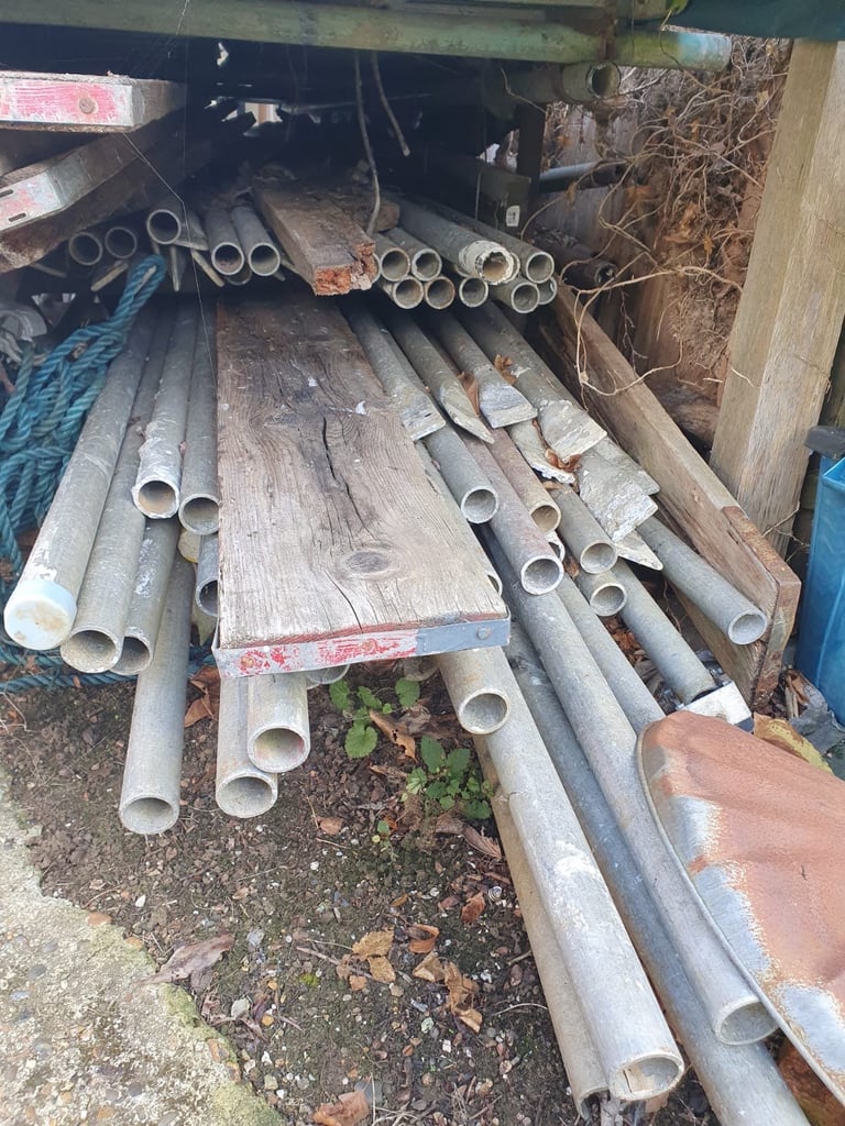 ALUMINIUM SCAFFOLDING 