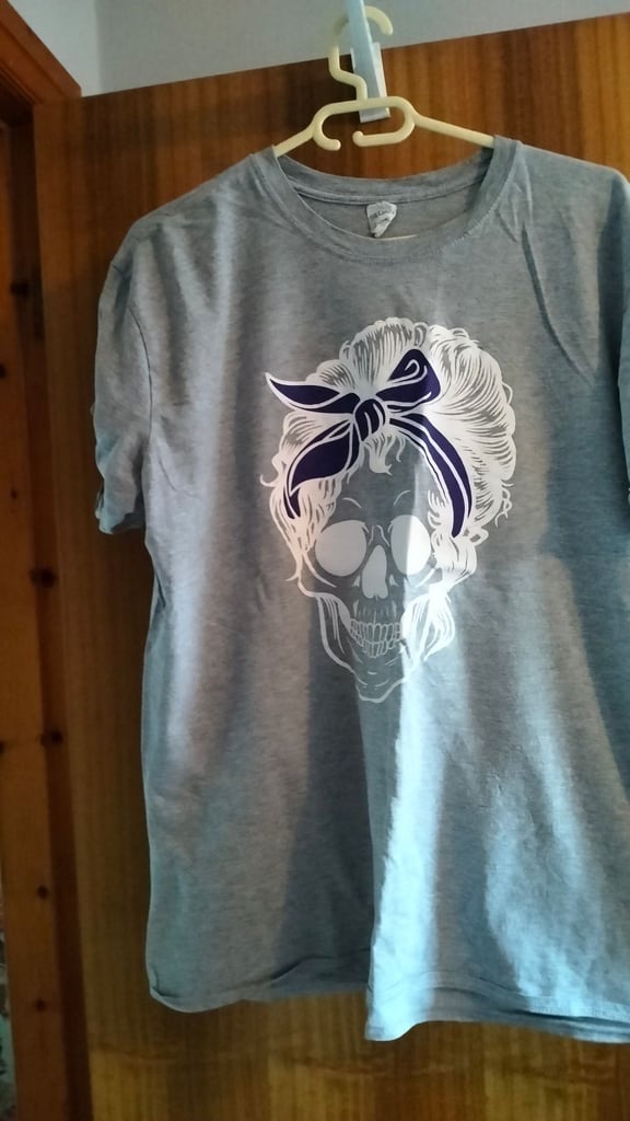 Skull Artwork T Shirt 