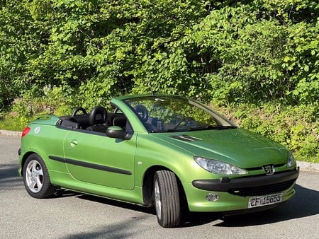 image for Peugeot, 206, Convertible, 2001, Manual, 1587 (cc), 2 doors