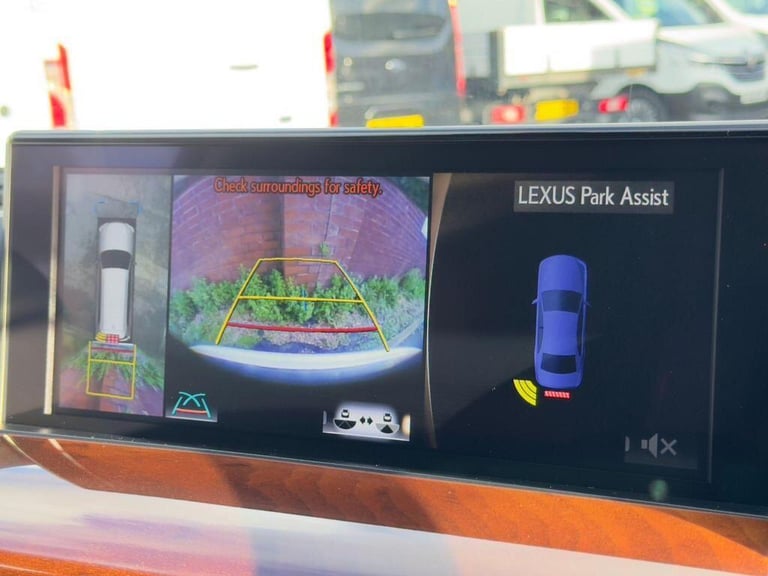 2024 Lexus LX LX570 5.7 V8 Automatic 4X4 8 seats 5dr Petrol Automatic