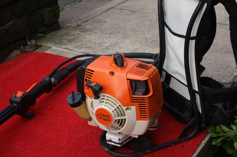 Stihl FR450 petrol backpack strimmer/brush-cutter 