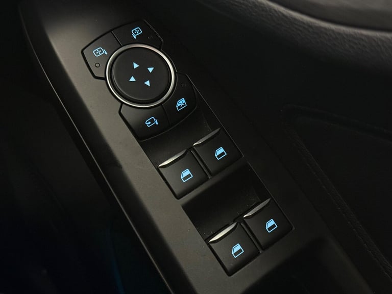 2020 Ford Focus 1.0T EcoBoost Titanium Euro 6 (s/s) 5dr HATCHBACK Petrol Manual