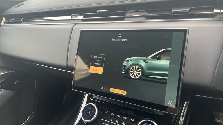 2023 Land Rover Range Rover Sport 3.0 D300 Dynamic SE 5dr Auto Diesel Estate Estate Diesel Automatic