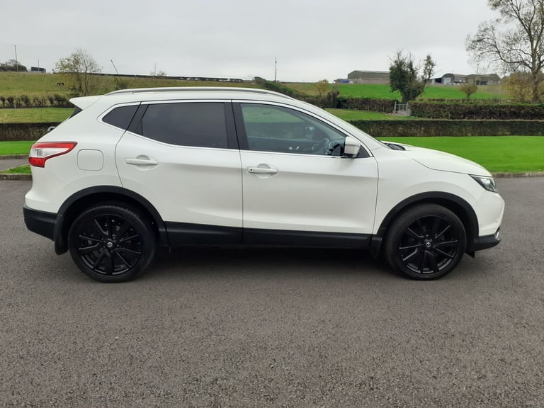 2014 QASHQAI TEKNO 1.6 DIESEL DCi * AUTOMATIC *