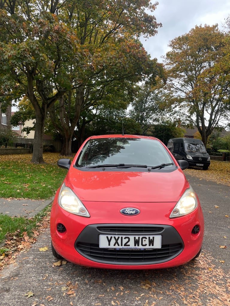 Ford, KA, Hatchback, 2012, Manual, 1242 (cc), 3 doors