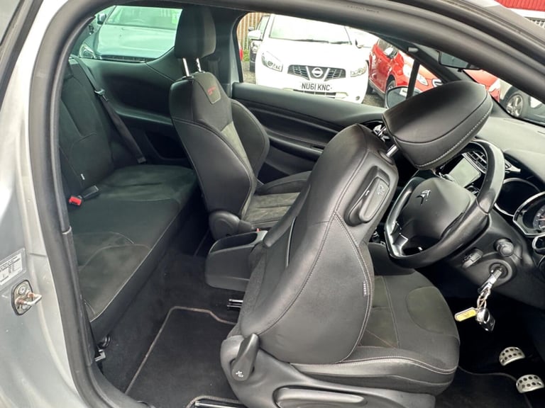 DS AUTOMOBILES DS 3 1.6 BlueHDi Performance Line 2017