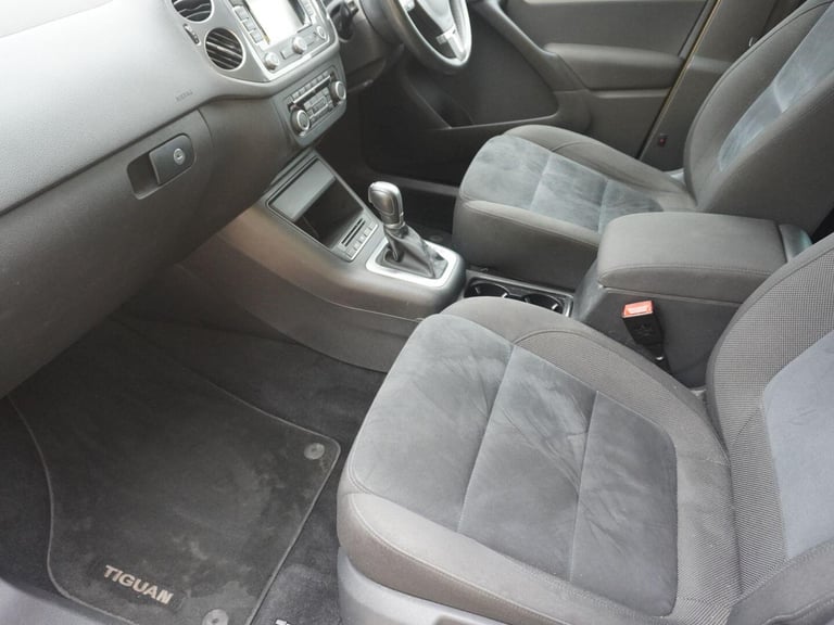 2014 Volkswagen Tiguan 2.0 TDI BlueMotion Tech Match DSG 4WD Euro 5 (s/s) 5dr SUV Diesel Automatic