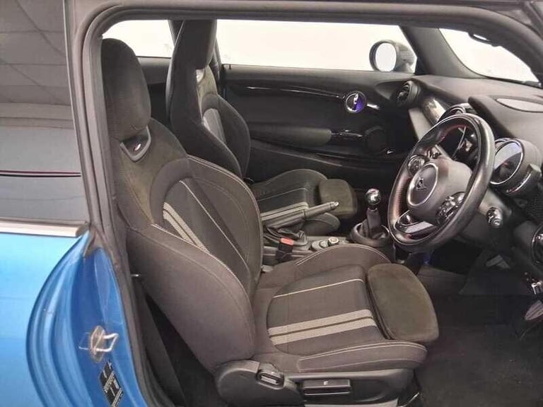 2019 MINI Cooper 2.0 Cooper S Sport Hatchback 3dr HATCHBACK Petrol Manual