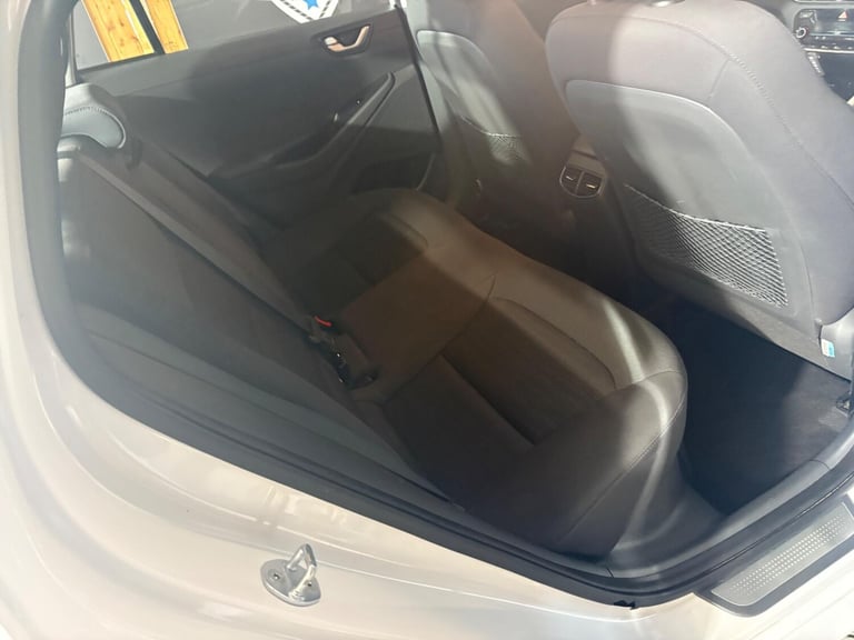 2018 Hyundai IONIQ 1.6 h-GDi Premium DCT Euro 6 (s/s) 5dr HATCHBACK Petrol/Electric Hybrid Automatic