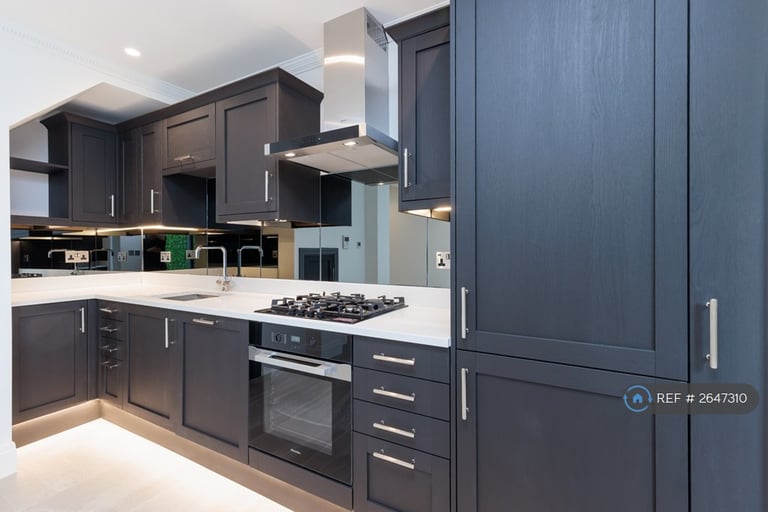 3 bedroom house in Mayfield Road, London, E17 (3 bed) (#2647310)