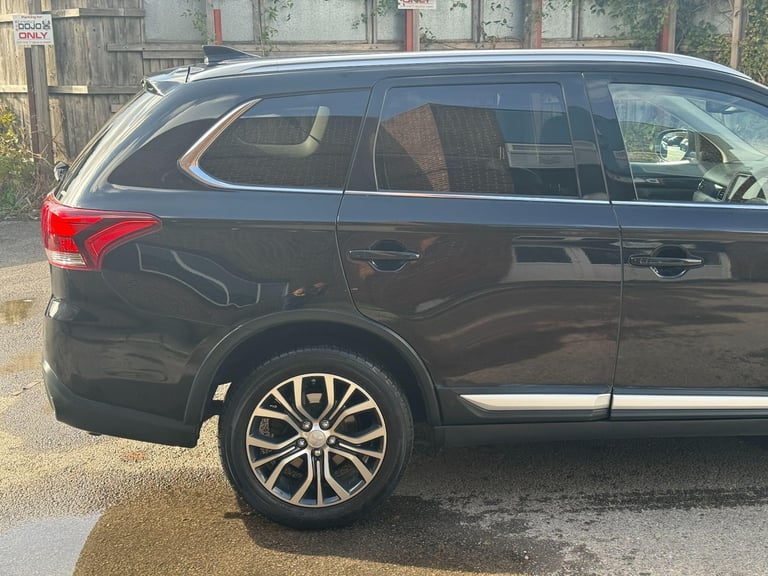 2018 Mitsubishi Outlander 2.2 DI-D 4 4WD Euro 6 (s/s) 5dr ESTATE Diesel Manual