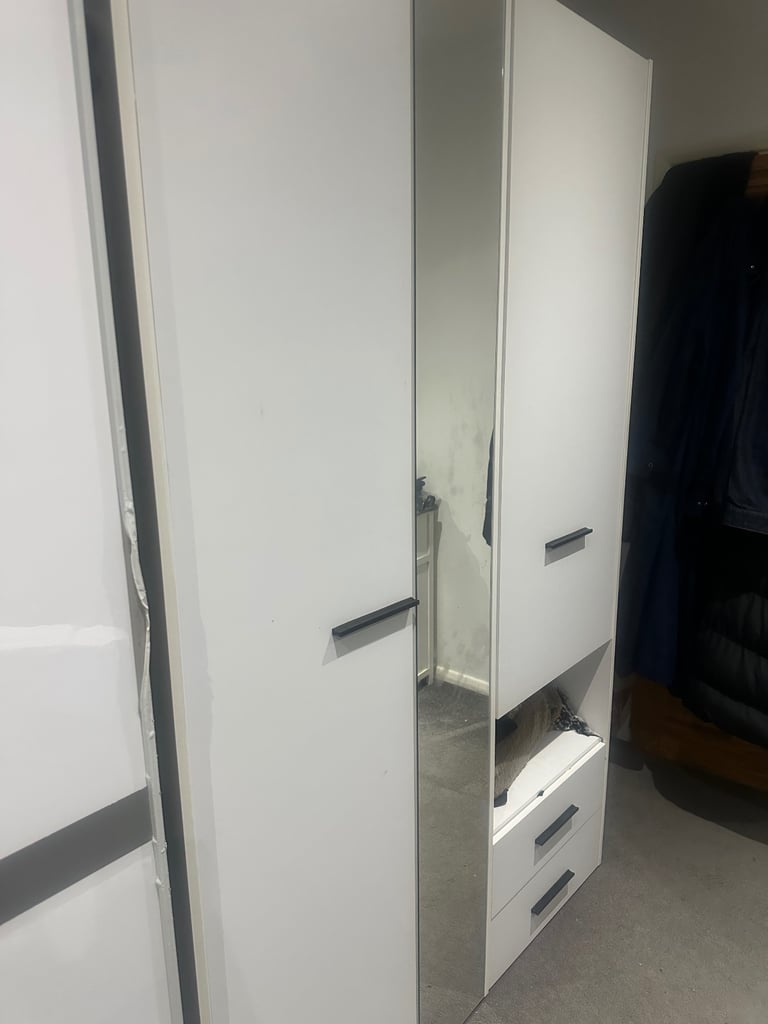 Wardrobe with mirror