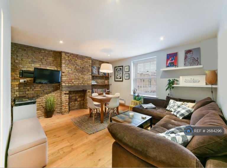 1 bedroom flat in Old Castle Street, London, E1 (1 bed) (#2684296)