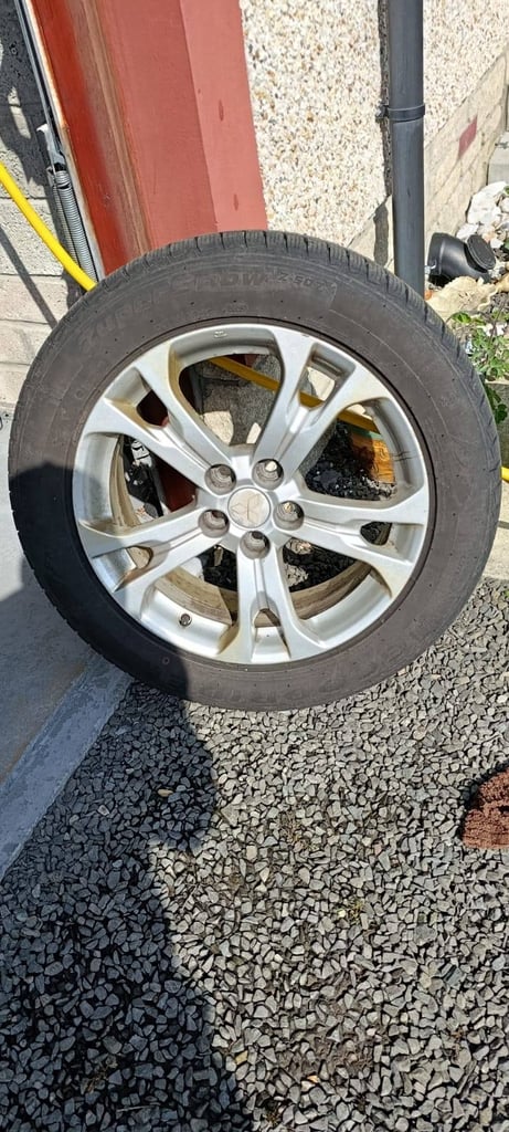 image for 18 inch Mitsubishi outlander wheels and winter tyres 6mm tread, 225 55 18