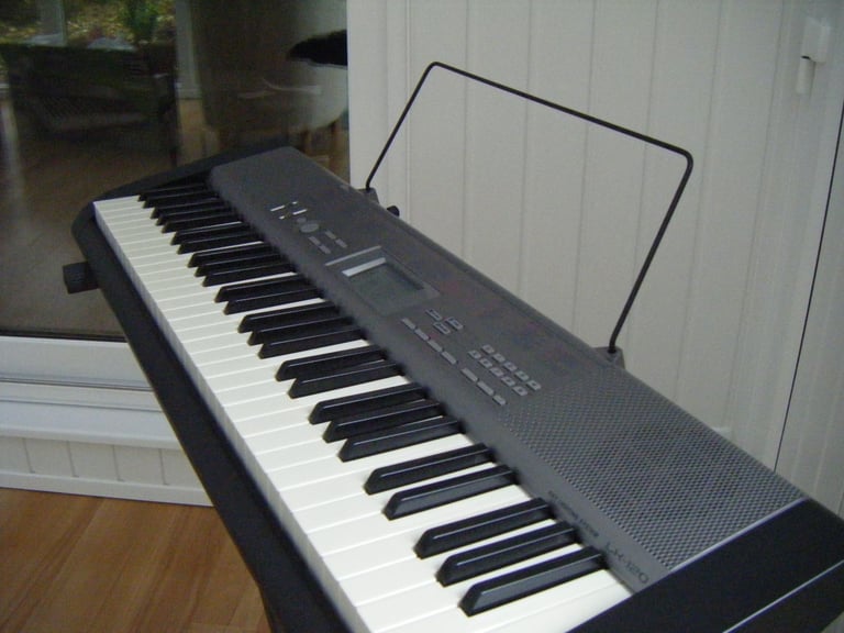 Electric keyboard and stand