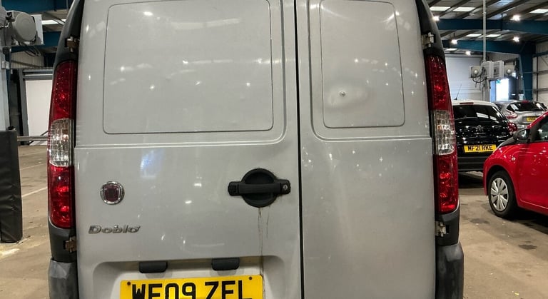 2009 Fiat Doblo 1.9 Multijet 8V High Roof Van PANEL VAN Diesel Manual