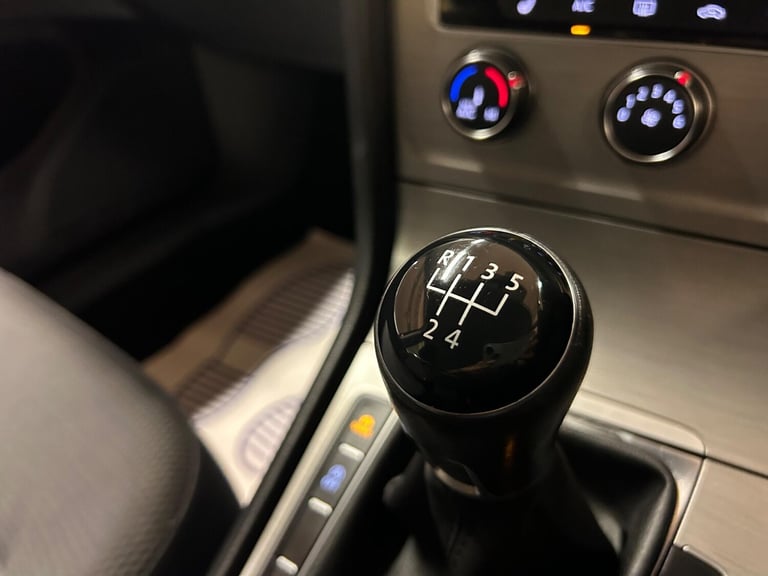 2016 Volkswagen Golf 1.6 TDI BlueMotion Tech Match Edition Euro 6 (s/s) 5dr HATCHBACK Diesel Manual