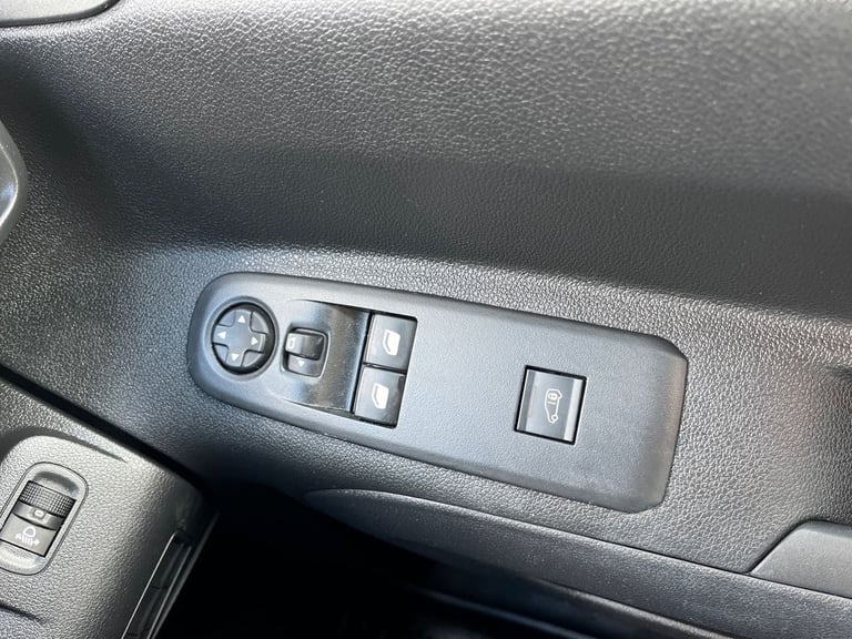  Peugeot Partner 1.5 Bluehdi 1000 Professional Premium  Plus Standard Panel Van