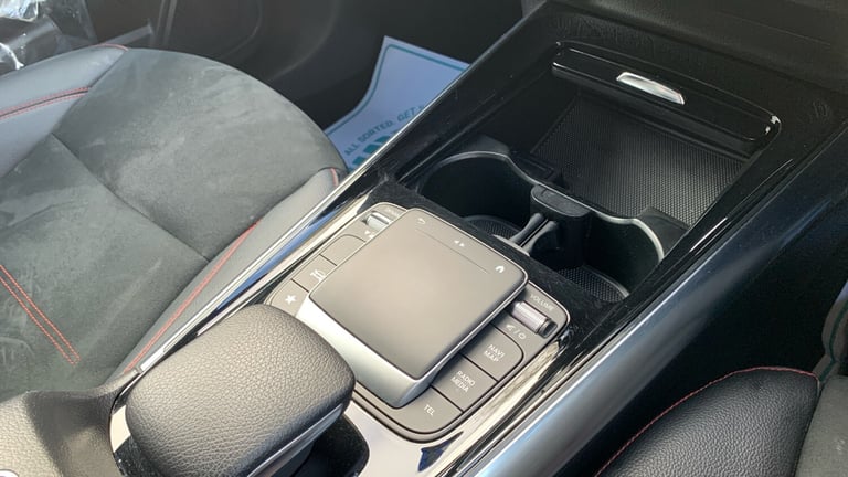 2022 Mercedes-Benz GLA 1.3 GLA200 AMG Line SUV 5dr Petrol 7G-DCT Euro 6 (s/s) (163 ps) SUV Petrol...