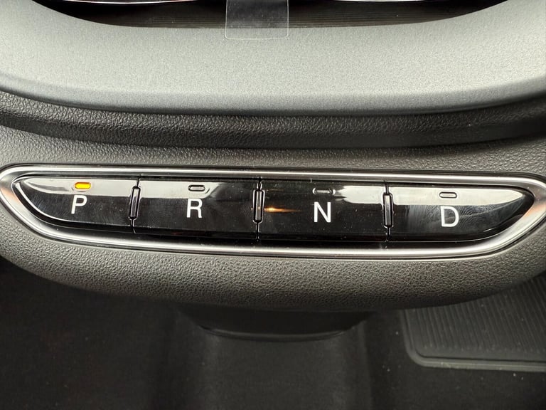 2024 Fiat 500 87kW Red 42kWh 3dr Auto Hatchback Electric Automatic