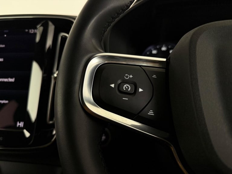 2021 Volvo XC40 1.5h T5 Twin Engine Recharge 10.7kWh R-Design Auto Euro 6 (s/s) 5dr ESTATE PETROL...