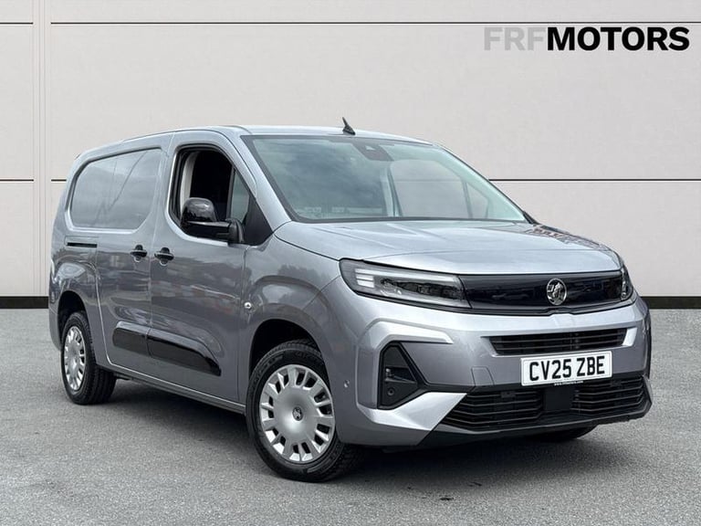 2025 Vauxhall Combo XL  1.5 Turbo D 100ps Pro H1 Manual Van Diesel Manual