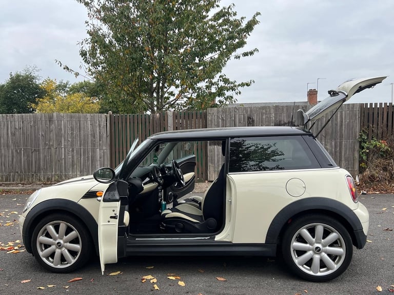 2007 MINI Hatch 1.6 Cooper 3dr HATCHBACK Petrol Manual