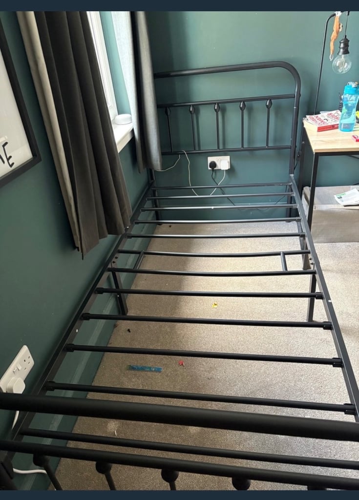 Single bed frame black metal