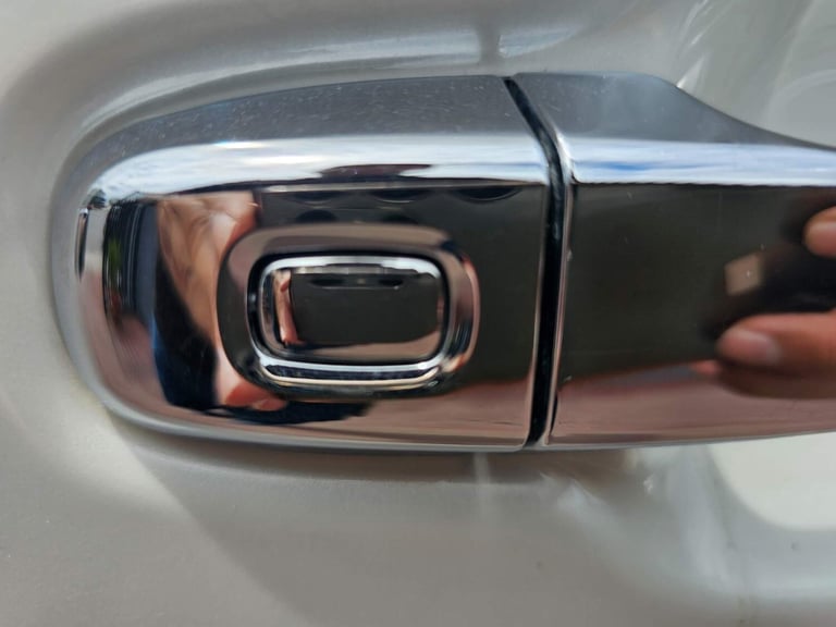 2016 Toyota Alphard 2.5  Petrol Automatic