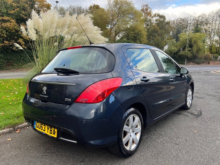 2013 Peugeot 308 1.6 HDi 92 Active 5dr [Sat Nav] HATCHBACK Diesel Manual