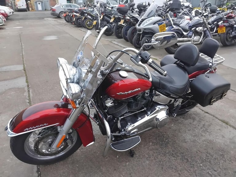 2019 68 HARLEY-DAVIDSON FLDE SOFTAIL DELUXE 1745 19 - CUSTOM CRUISER TOURER