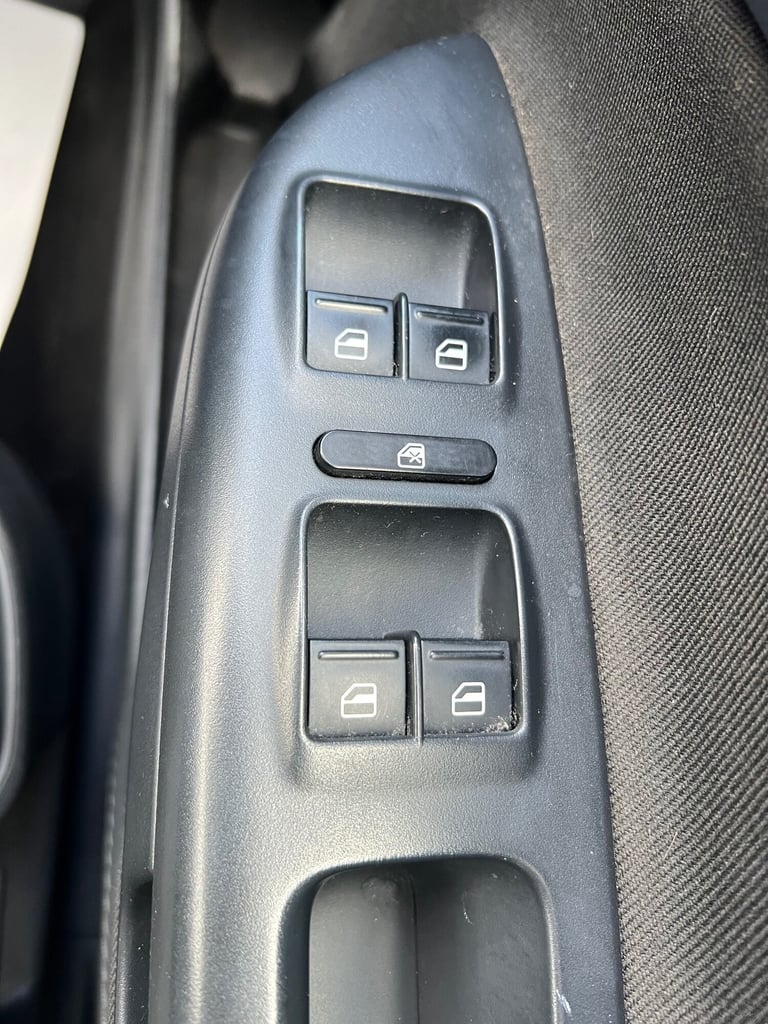 2011 Skoda Octavia 1.6 SE 5dr ESTATE Petrol Manual