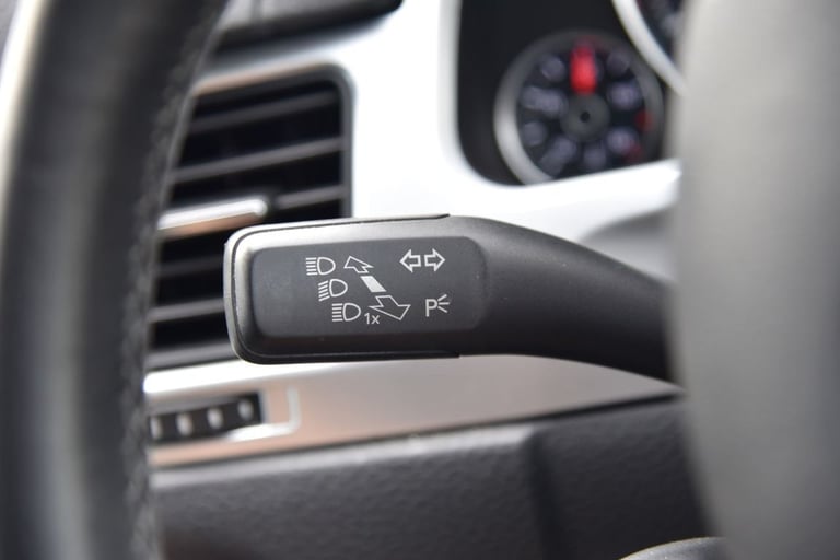 2013 Volkswagen Touareg 3.0h TSI V6 Hybrid SUV 5dr Petrol Hybrid Tiptronic 4WD Euro 5 (s/s) (333 ...