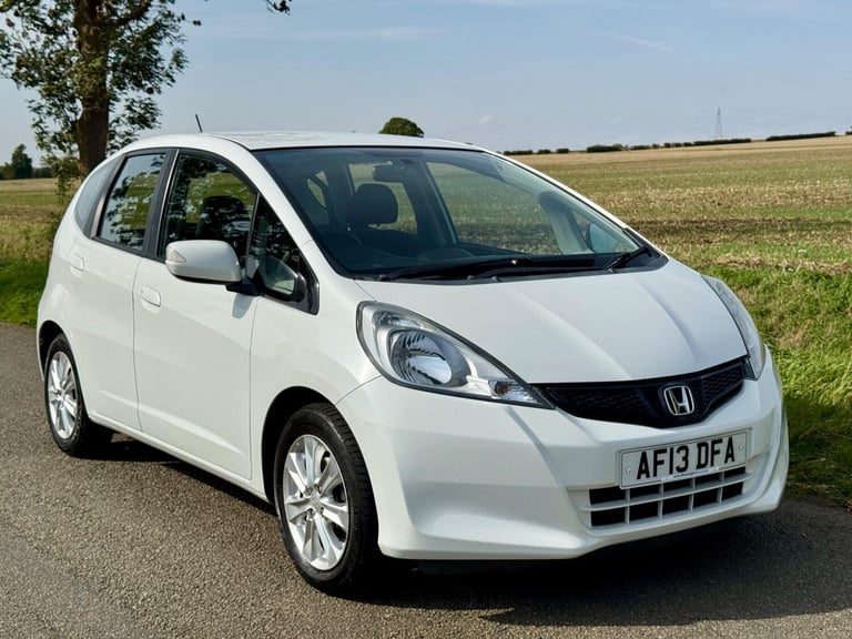 2013 Honda Jazz 1.4 i-VTEC ES 5dr CVT HATCHBACK PETROL Automatic