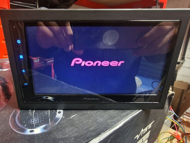DOUBLE DIN PIONEER DMH 340DAB STEREO