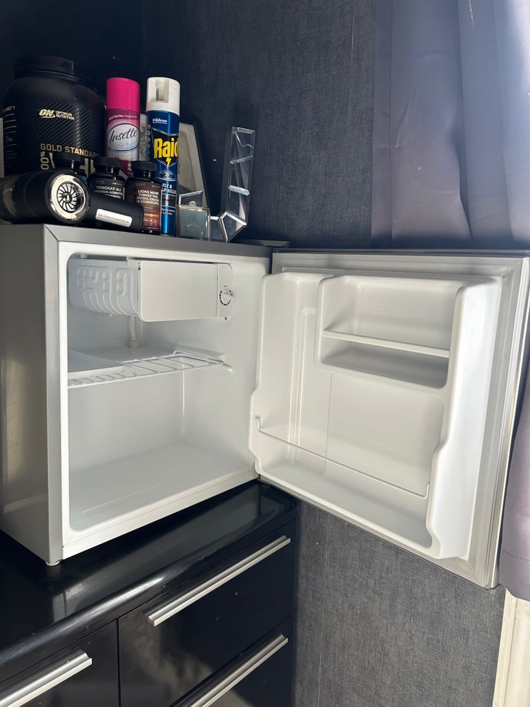 image for Mini fridge 
